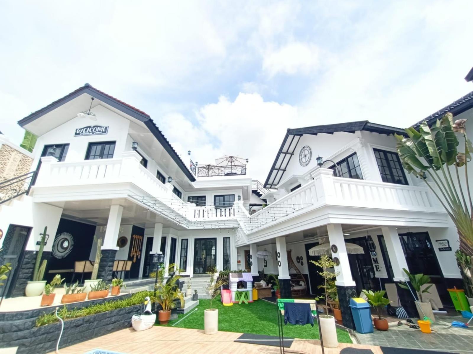 Villa Kota Bunga Malini 10 Cikundul Exterior photo